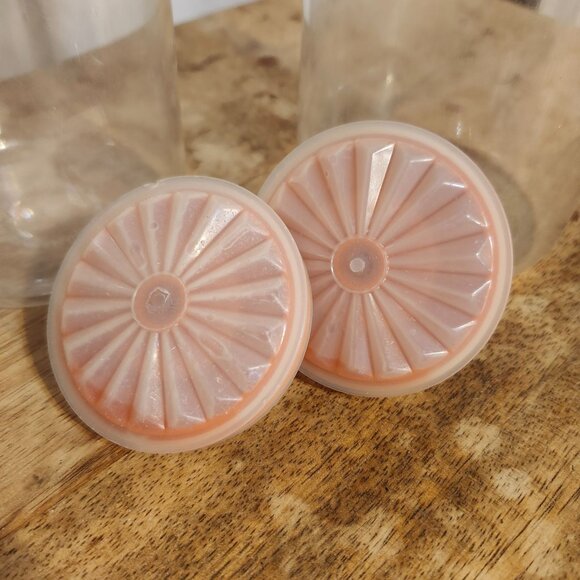 Vintage Tupperware Set of 3 Storage & Juice Containers 2 x 1486 and 262 Orange - Picture 8 of 12